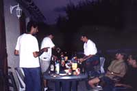 Une belle vue de la table o pas mal de bouteille sont dj vide...